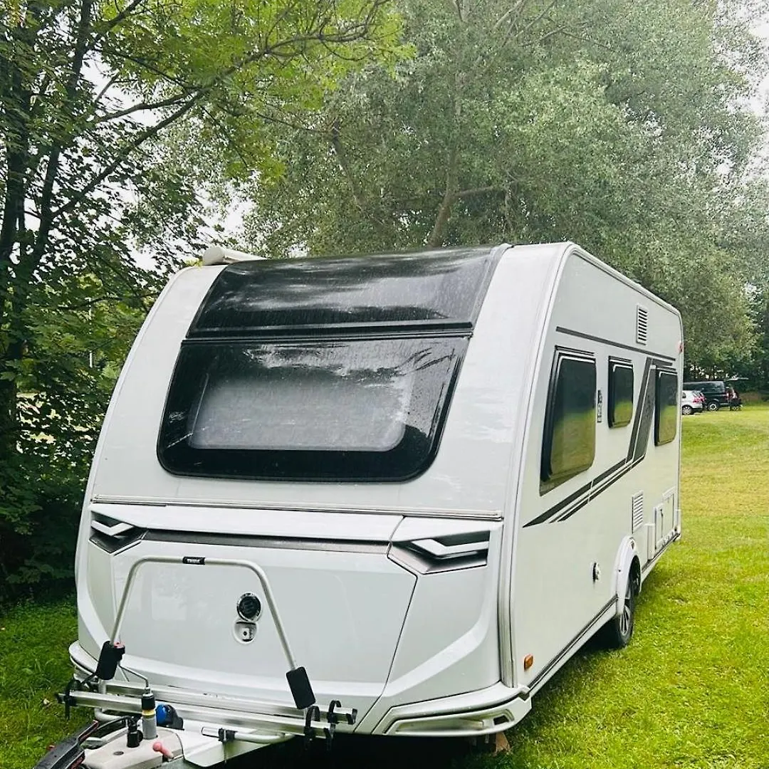 5 Sterne Wohnwagen Direkt An Der Messe - Comfortable New Caravan At Fair Trade - Floor Heating - 2 Big Beds - Fully Equipped Home - Auf Expo Plaza Und Hannover Messe - Klimaanlage - Fussbodenheizung - Reserved Camping Site On Extra Cost